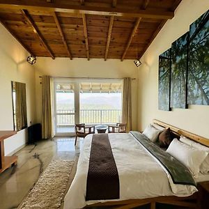 Double Room Mountain View